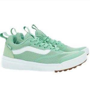 Vans women’s ultra range rapiweld sneaker